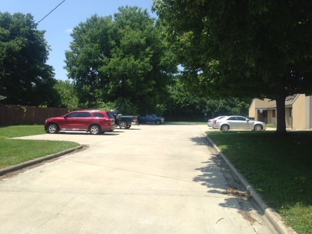 1013 S 19th St, Mattoon, IL 61938